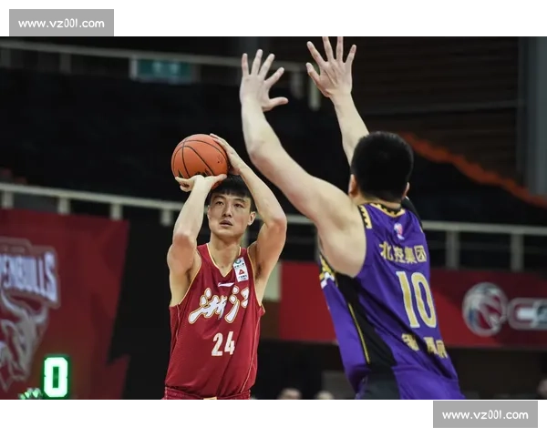 紫气东来！樊振东携上海紫战袍冲金，利好藏深意